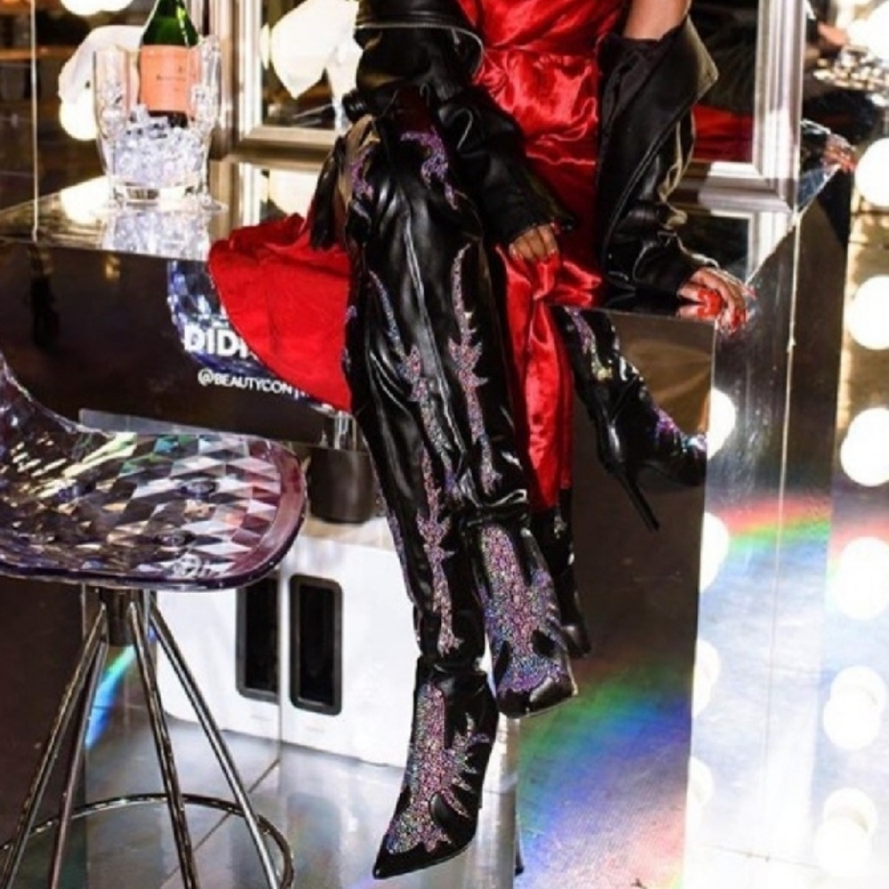 Black fitted 1000 rhinestones on fire thigh high - Picture 7 of 8